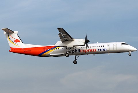 Un avion de PAL Express perd une roue au décollage