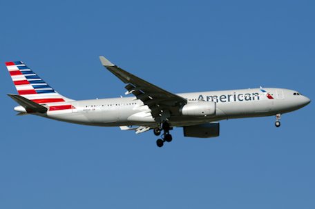 Retour cause odeur incommodante dans un avion de American