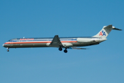 Odeur de fumée et retour d'un avion de American Airlines