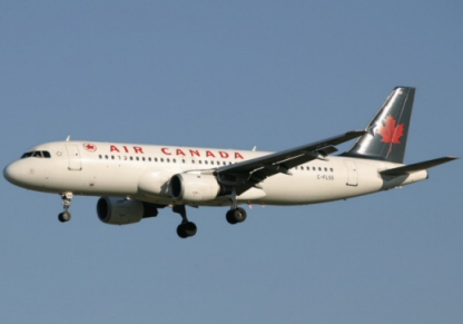 Urgence cause problème de freins d'un avion de Air Canada