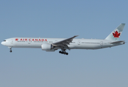 Déroutement cause odeur de brûlé dans un avion de Air Canada