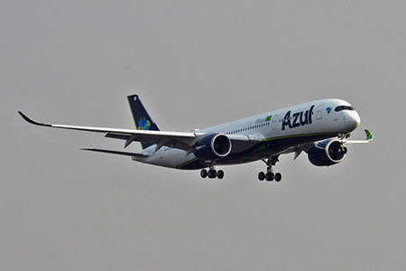 Retour cause problème technique d'un avion de Azul