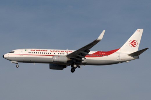 Arrêt-décollage cause porte d'un avion de Air Algérie