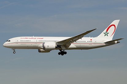 Blocage de roue au roulage d'un avion de Royal Air Maroc