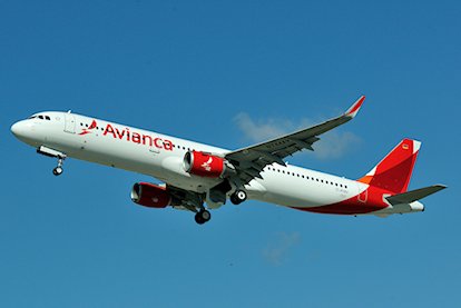 Demi-tour cause panne moteur d'un avion de Avianca