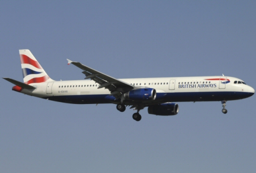 Un drone passe à deux mètres d'un avion de British Airways