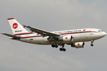 Absorption aviaire au poser d'un avion de Biman Bengladesh