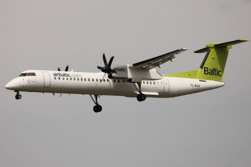 Problèmes techniques et retour d'un avion de airBaltic