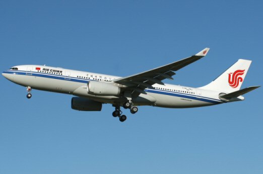 Problème technique et retour d'un avion de Air China