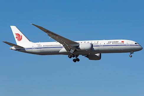 Retour cause problème moteur d'un avion de Air China