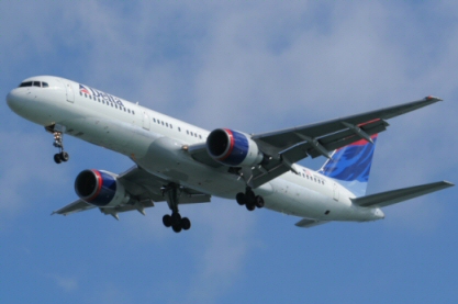 Urgence cause hydraulique d'un avion de Delta Airlines
