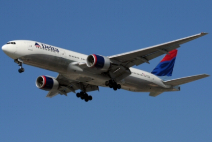 Retour cause alarme porte d'un avion de Delta Airlines