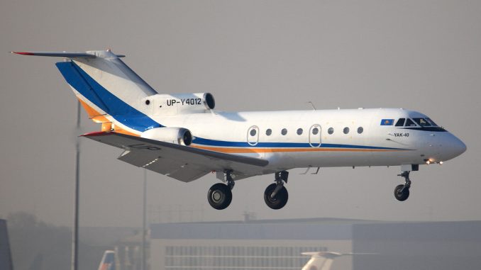 Éclatement de pneu au poser d'un avion de Zhezkazgan Air