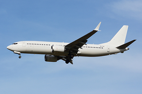 Urgence cause pare-brise fêlé d'un avion de Smartlynx Malta