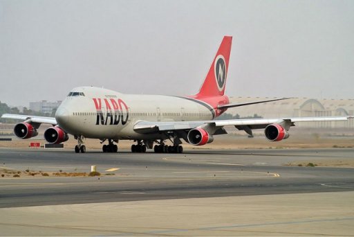 Déroutement cause pneus éclatés d'un avion de Kabo Air