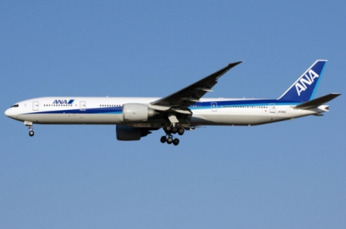 Retour cause problème moteur d'un avion de All Nippon Airways