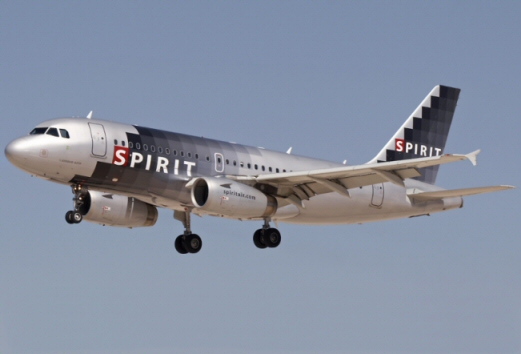 Retour cause fumée et explosion sur un avion de Spirit