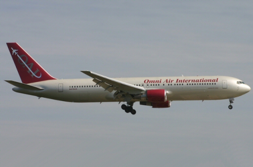 Retour cause contrôle de commandes d'un avion de Omni Air