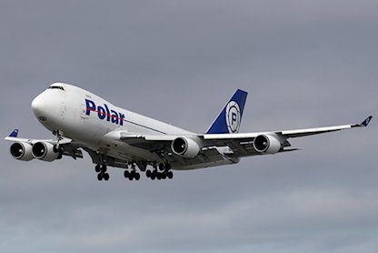 Retour cause pneu éclaté d'un avion de Polar Air Cargo
