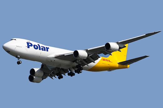 Un avion-cargo de Polar Air heurte une béquille au roulage