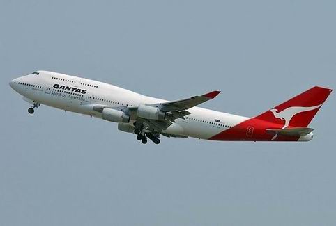 Retour cause problèmes techniques d'un avion de Qantas