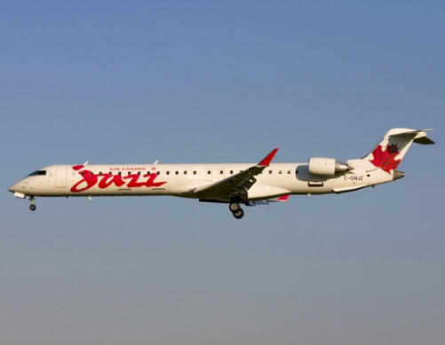 Retour cause problème moteur d'un avion de Air Canada
