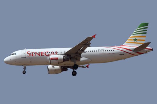 Retour cause panne moteur d'un avion de Senegal Airlines