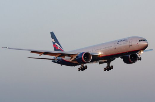 Retour cause absorption aviaire d'un avion de Aeroflot