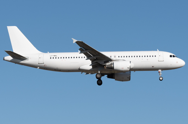 Retour cause pare-brise fêlé d'un avion de Air Senegal