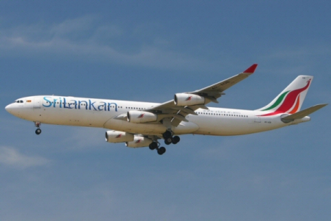 Panne hydraulique et retour d'un avion de Sri Lankan