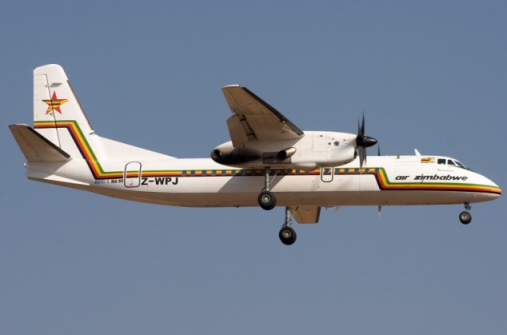 Un avion de Air Zimbabwe se déroute à cause de la chaleur
