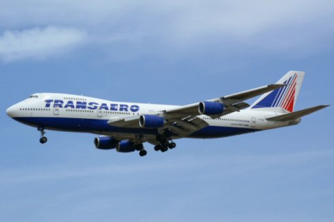 Panne moteur en approche d'un avion de Transaero