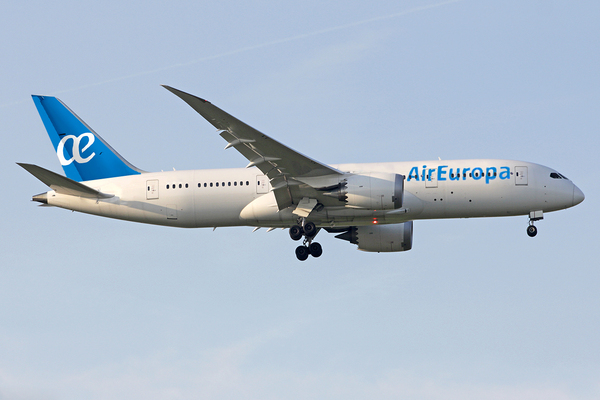 Incident cause problème de volets d'un avion de Air Europa