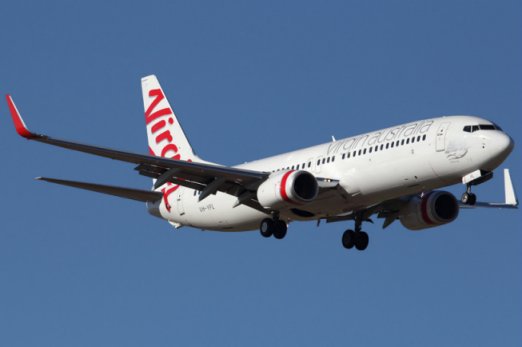 Retour cause ingestion aviaire d'un avion de Virgin Australi