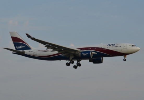 Naissance en vol à bord d'un avion de Arik Air