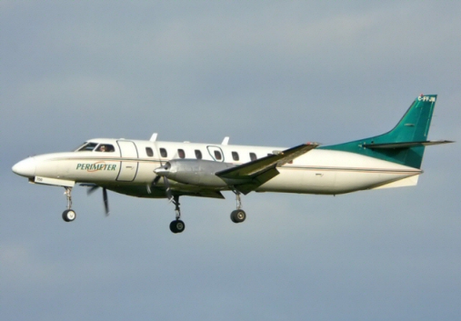 Feu sur le train d'un avion de Perimeter Aviation