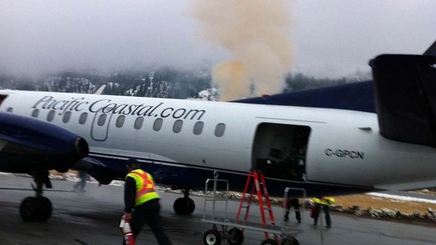 Feu moteur au sol sur un avion de Pacific Coastal