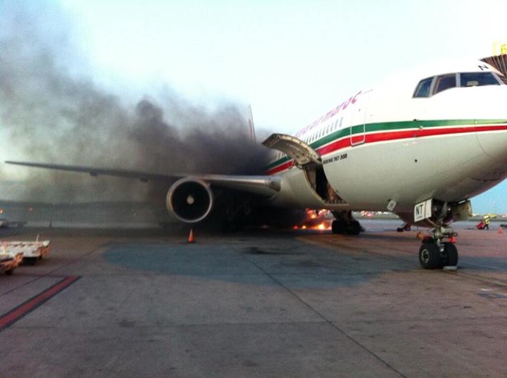 Évacuation cause feu d'un avion de Royal Air Maroc