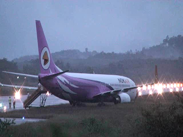 Sortie de piste avant décollage d'un avion de Nok Air