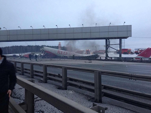 Violente sortie de piste d'un avion de Red Wings Airlines