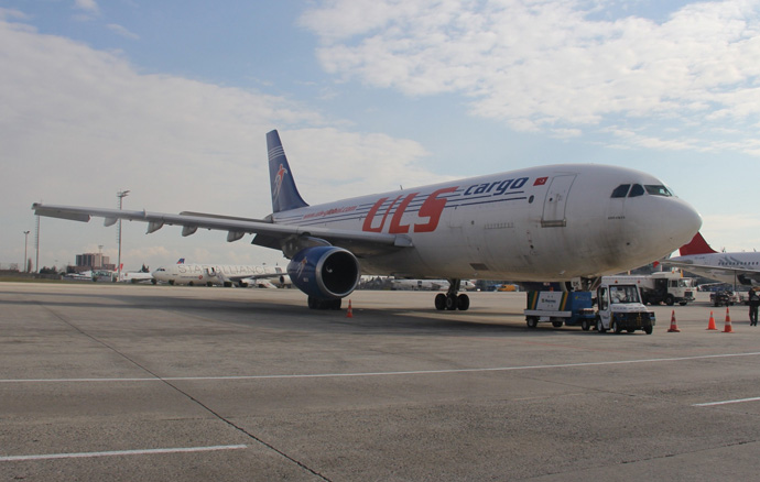 Un avion-cargo bloqué à Istanbul avec 1.5 tonne d'or à bord