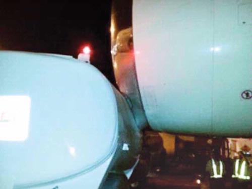 Une citerne heurte le moteur d'un avion de Saudi Arabian