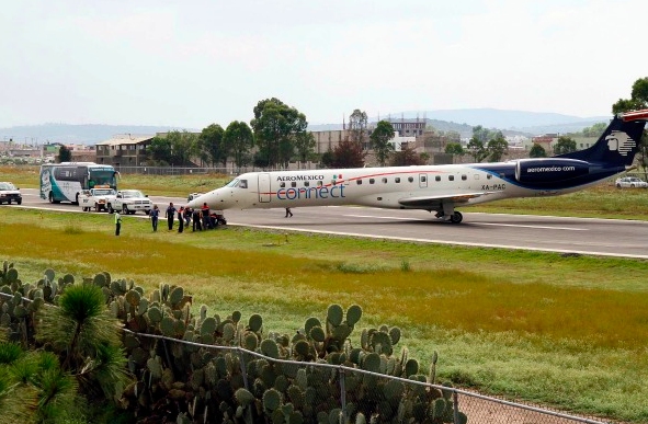 Sortie de piste sans gravité d'un avion de Aeromexico