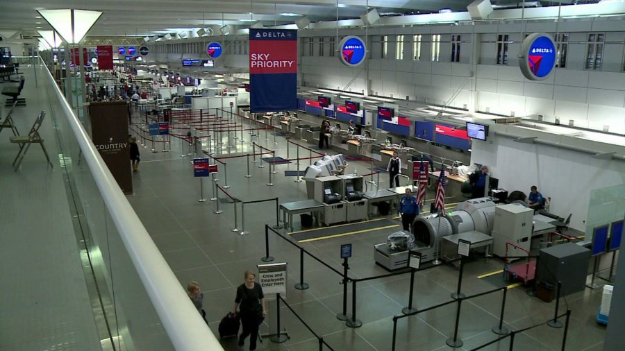 Un enfant de 9ans embarque sans billet sur un avion de Delta