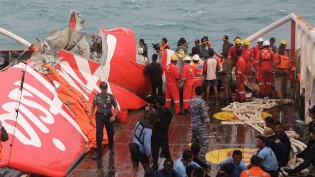 AirAsia QZ8501: Le Commandant aurait quitté son siège en vol