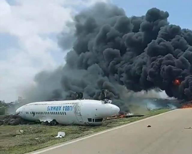 Un avion de Jubba Airways s'écrase à l'atterrissage à Mogadiscio