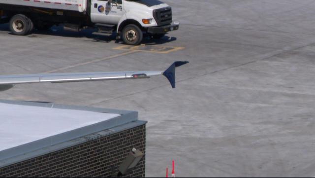 Deux avions de Delta Airlines se heurtent de l'aile à Minneapolis