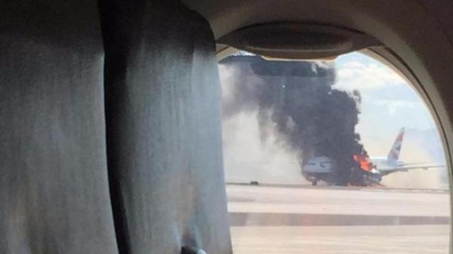 Arrêt-décollage cause feu pour un B777 à Las Vegas