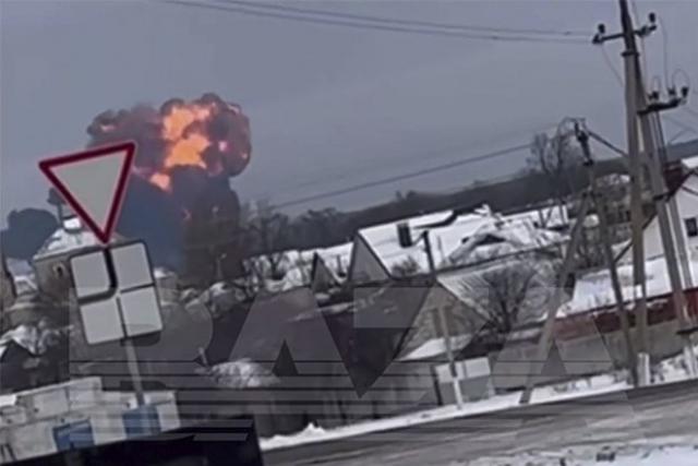 Un Illioutchine IL76 de l'armée russe s'écrase vers Belgorod
