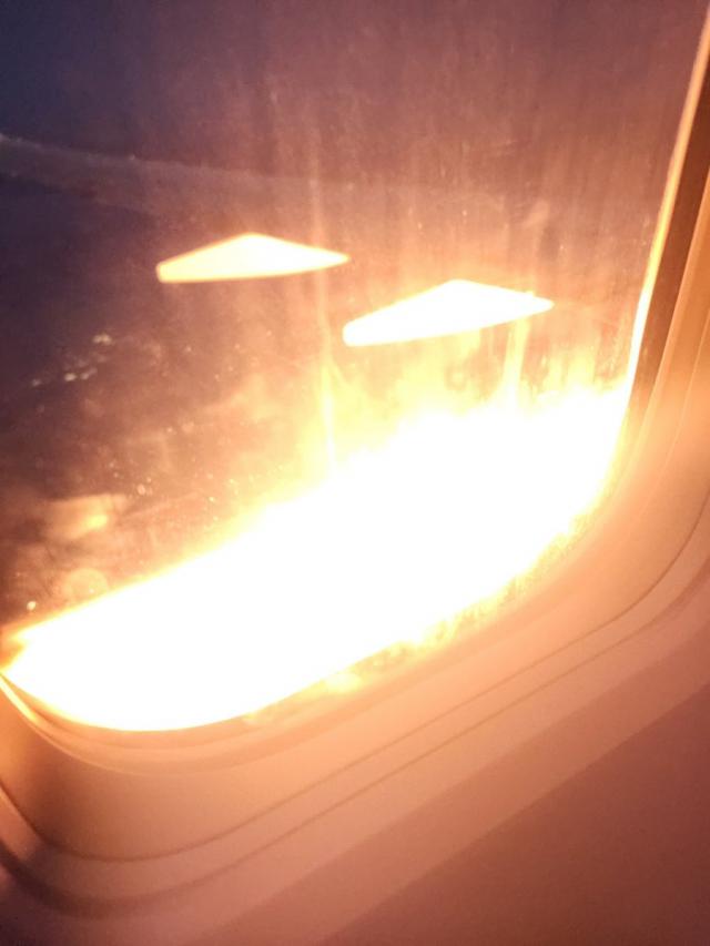 Retour cause feu moteur d'un avion de United Airlines